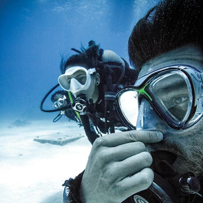 How to Equalise Your Ears for Scuba Diving: Top Tips for a Pain-Free Descent - divecampus