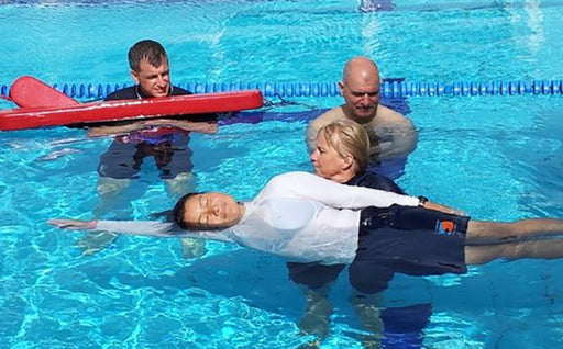 PADI Swim School Instructor Development - divecampus